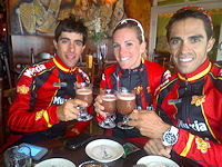 Castroviejo, Sanchis y Contador